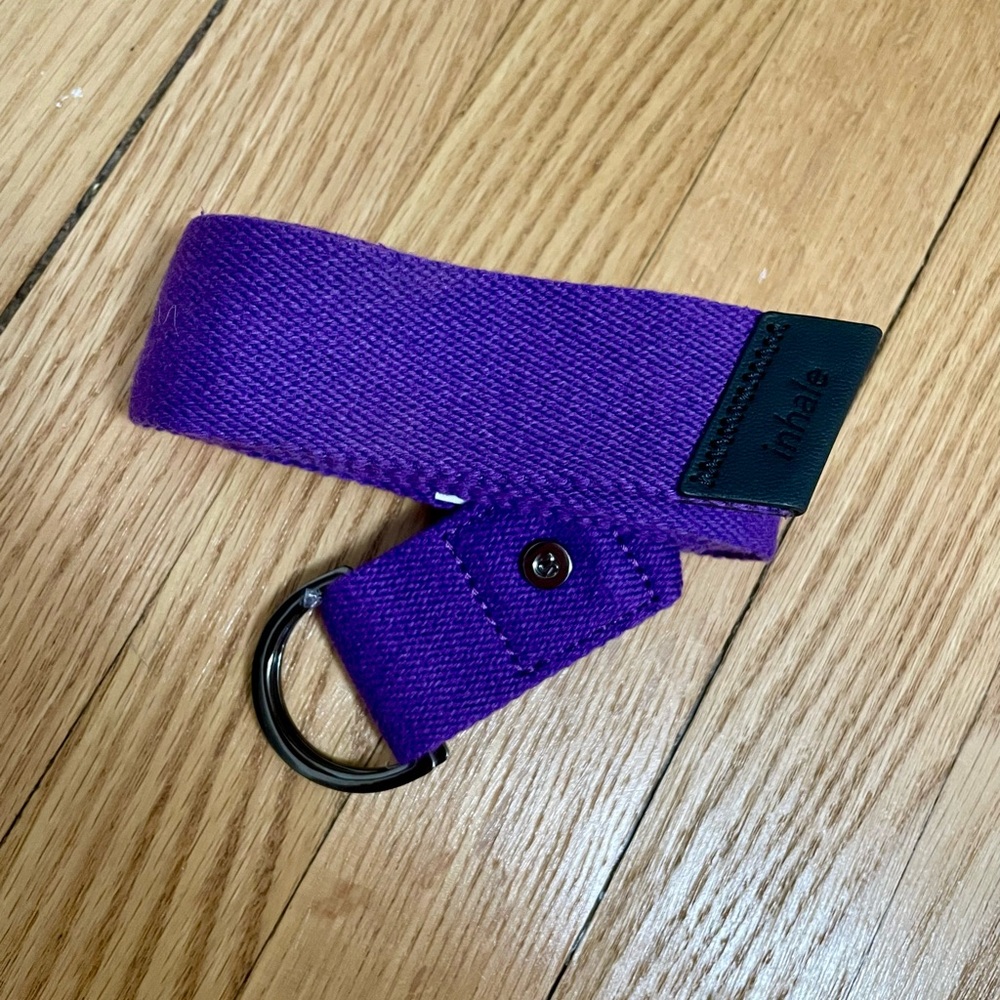 Lululemon No Limits Stretching Strap Purple Never Used